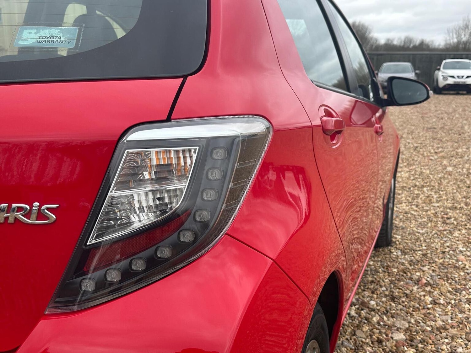 Used Toyota Yaris 2014 for sale - 78084512: Photo 14