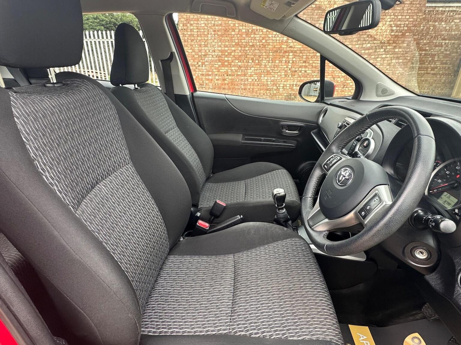 Used Toyota Yaris 2014 for sale - 78084512: Photo 16