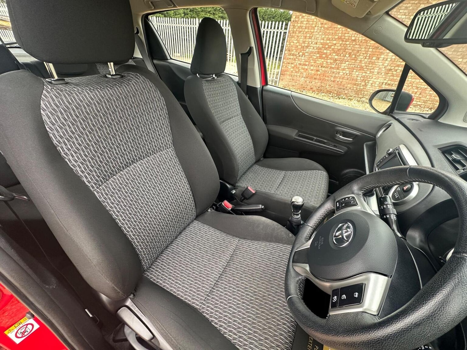 Used Toyota Yaris 2014 for sale - 78084512: Photo 17