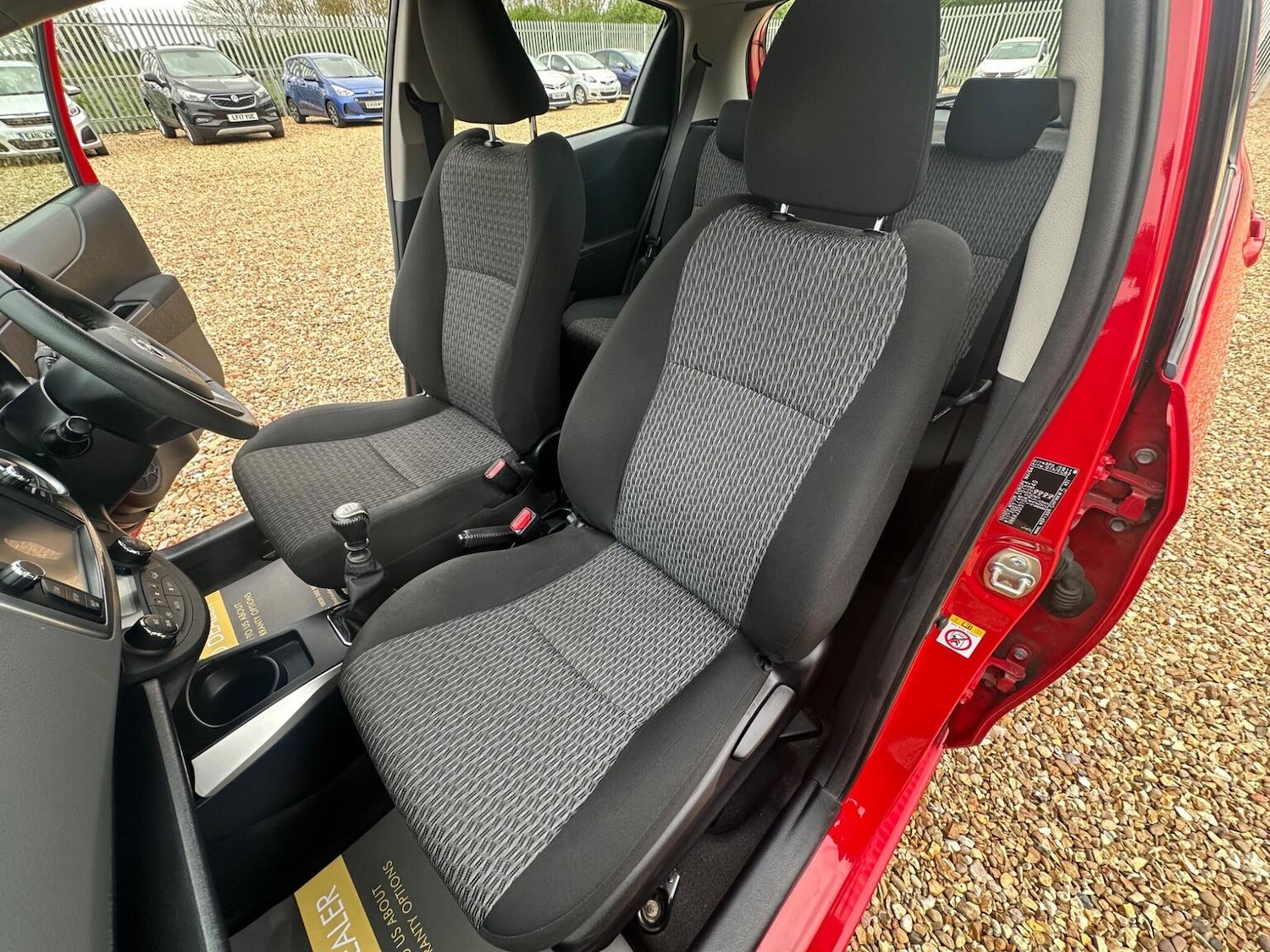 Used Toyota Yaris 2014 for sale - 78084512: Photo 20