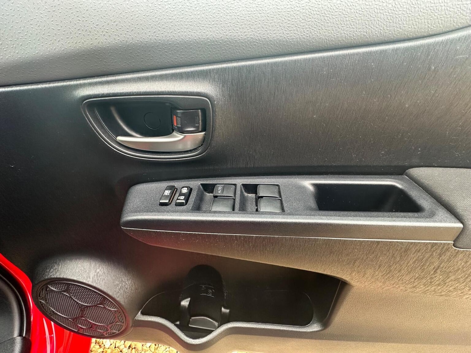 Used Toyota Yaris 2014 for sale - 78084512: Photo 21