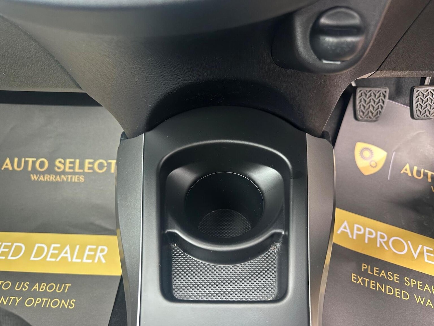 Used Toyota Yaris 2014 for sale - 78084512: Photo 24