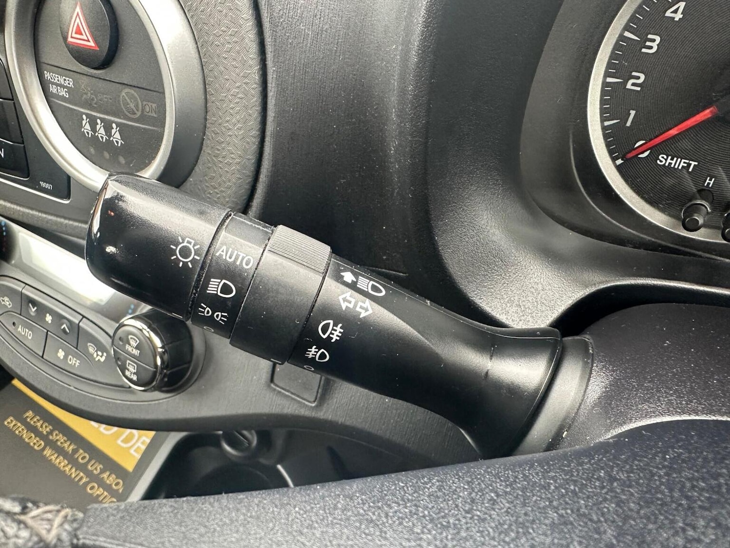 Used Toyota Yaris 2014 for sale - 78084512: Photo 32