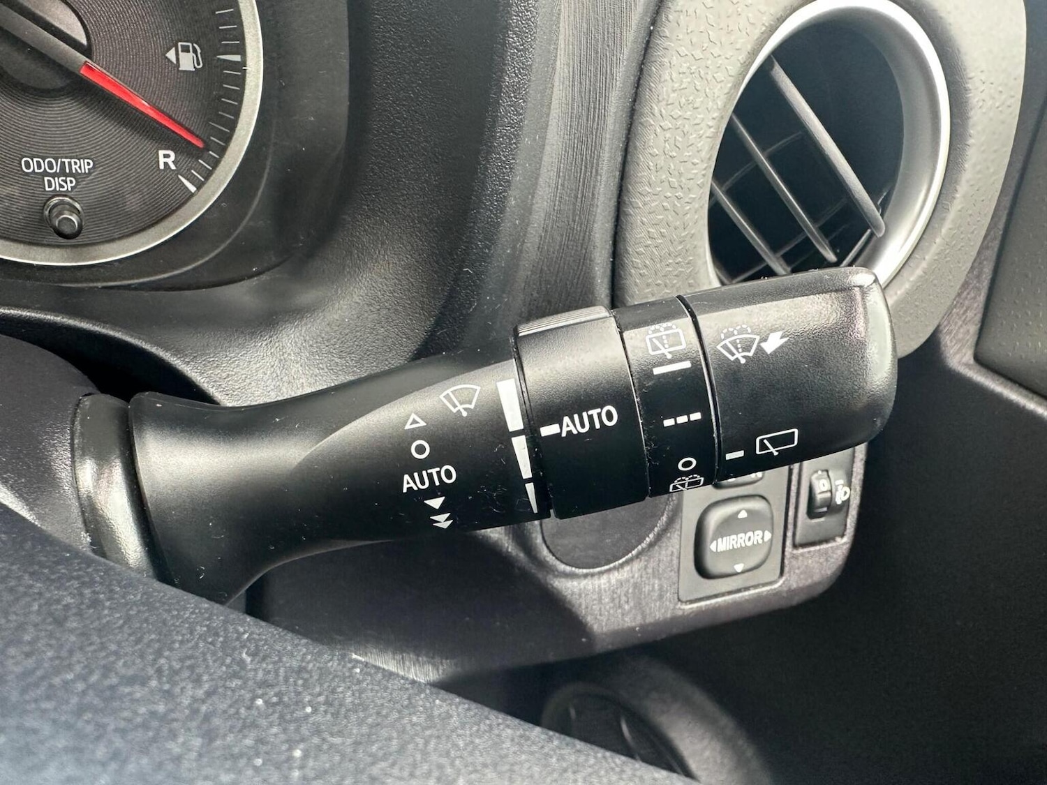 Used Toyota Yaris 2014 for sale - 78084512: Photo 33