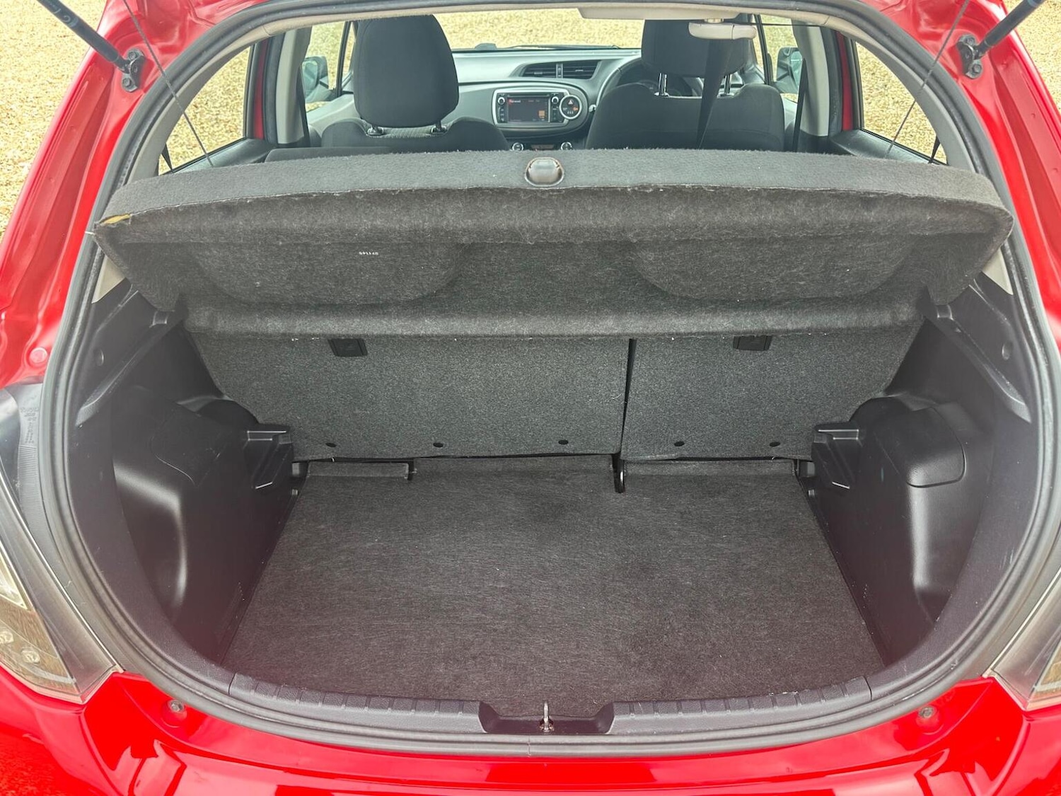 Used Toyota Yaris 2014 for sale - 78084512: Photo 41