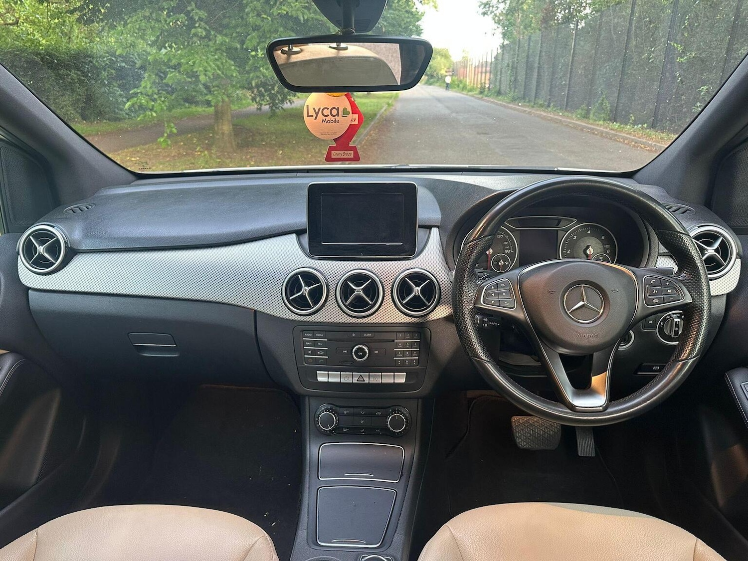 Used Mercedes-Benz B Class 2015 for sale - 77668693: Photo 10