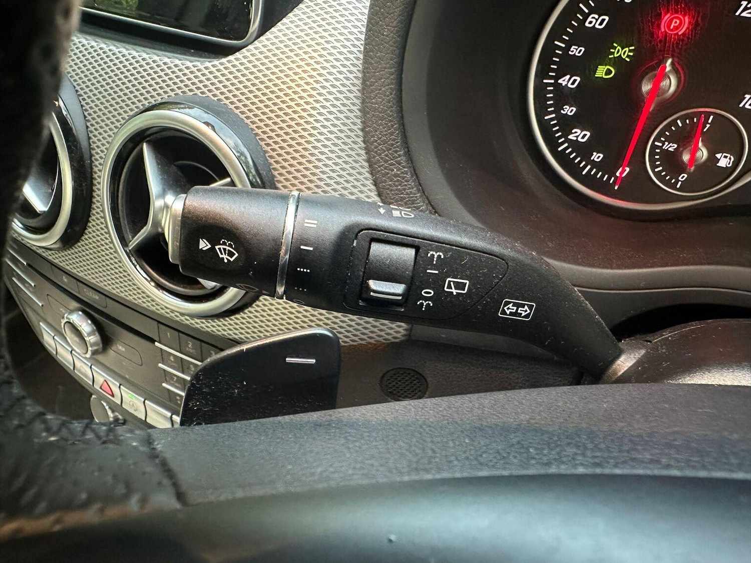 Used Mercedes-Benz B Class 2015 for sale - 77668693: Photo 16