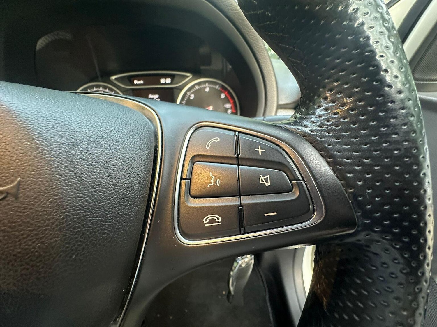 Used Mercedes-Benz B Class 2015 for sale - 77668693: Photo 20