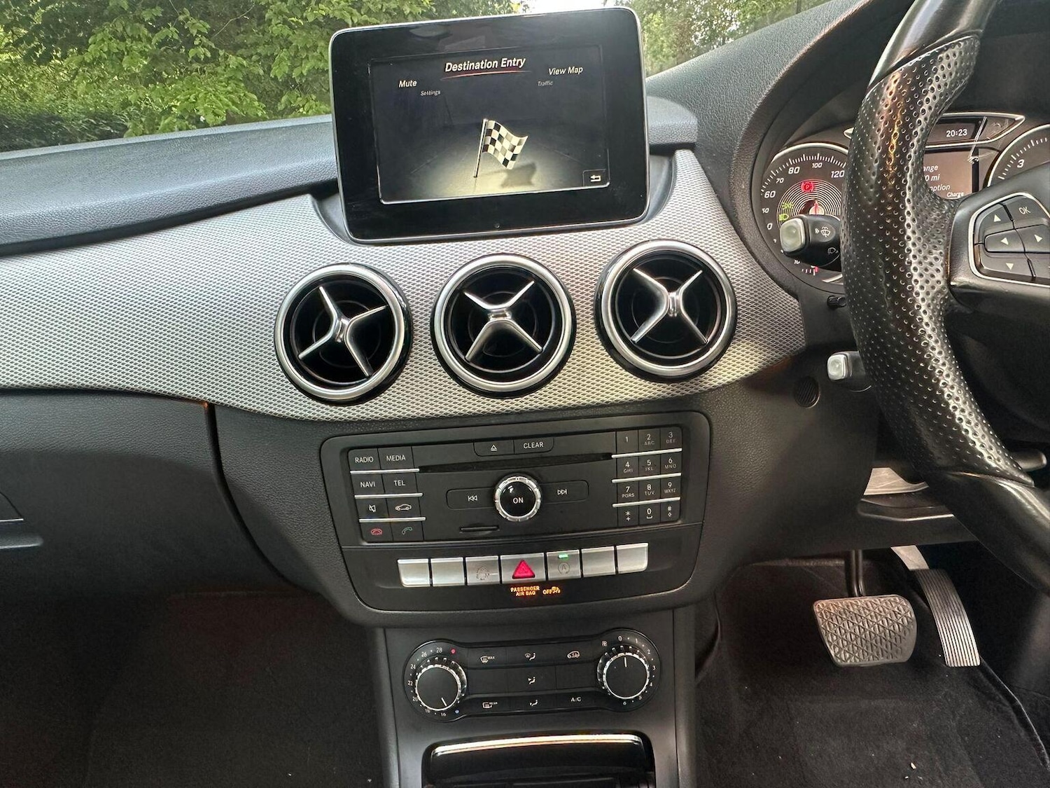 Used Mercedes-Benz B Class 2015 for sale - 77668693: Photo 33