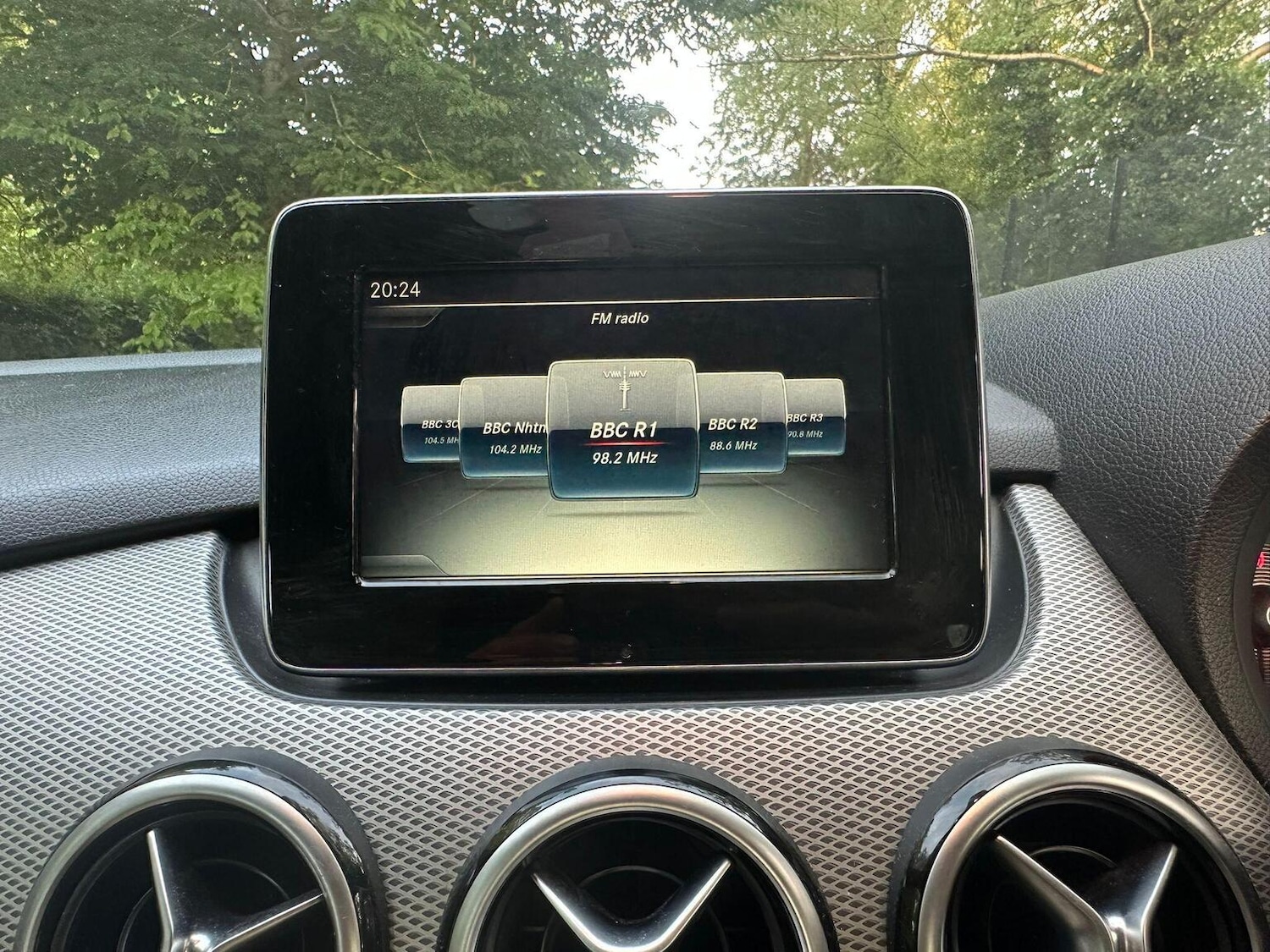 Used Mercedes-Benz B Class 2015 for sale - 77668693: Photo 34