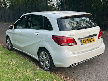 Used Mercedes-Benz B Class 2015 for sale - 77668693: Photo