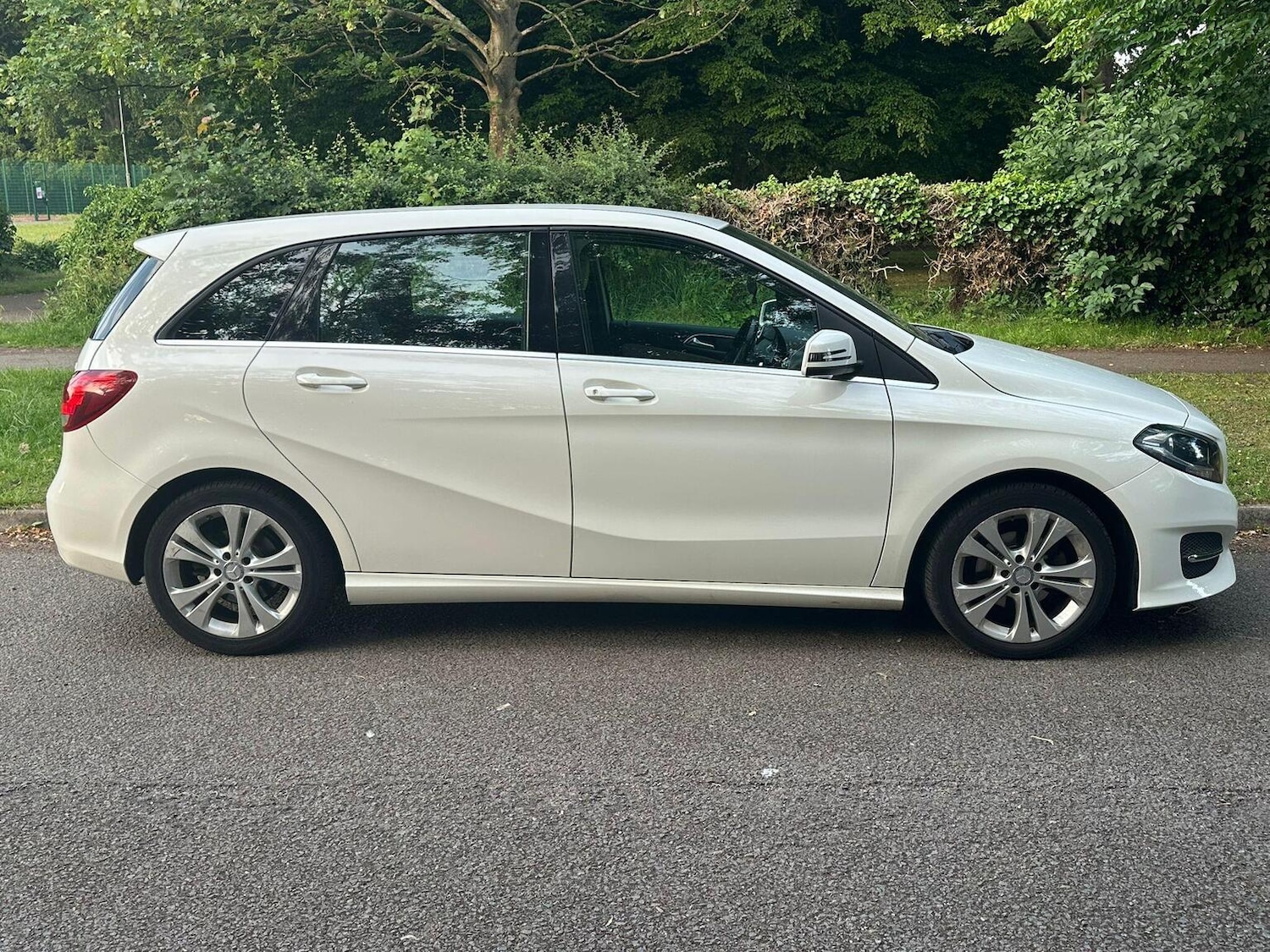 Used Mercedes-Benz B Class 2015 for sale - 77668693: Photo 7