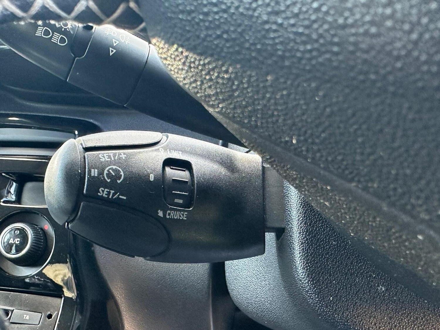 Used Citroen C3 Picasso 2013 for sale - 77668577: Photo 25