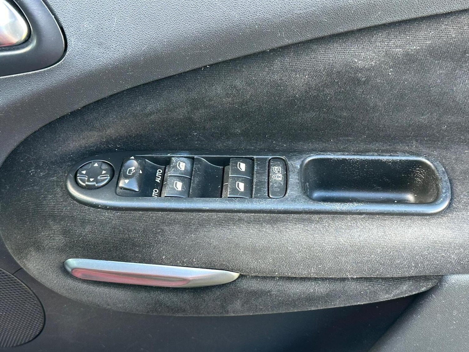 Used Citroen C3 Picasso 2013 for sale - 77668577: Photo 28