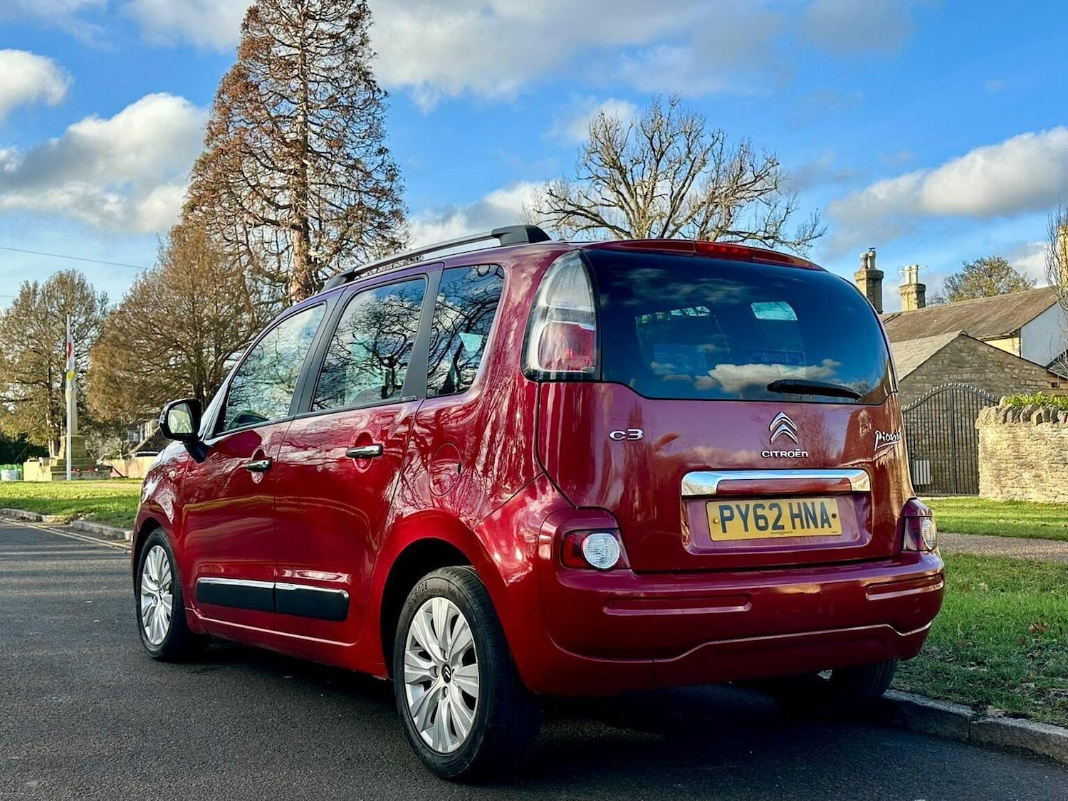 Used Citroen C3 Picasso 2013 for sale - 77668577: Photo 5