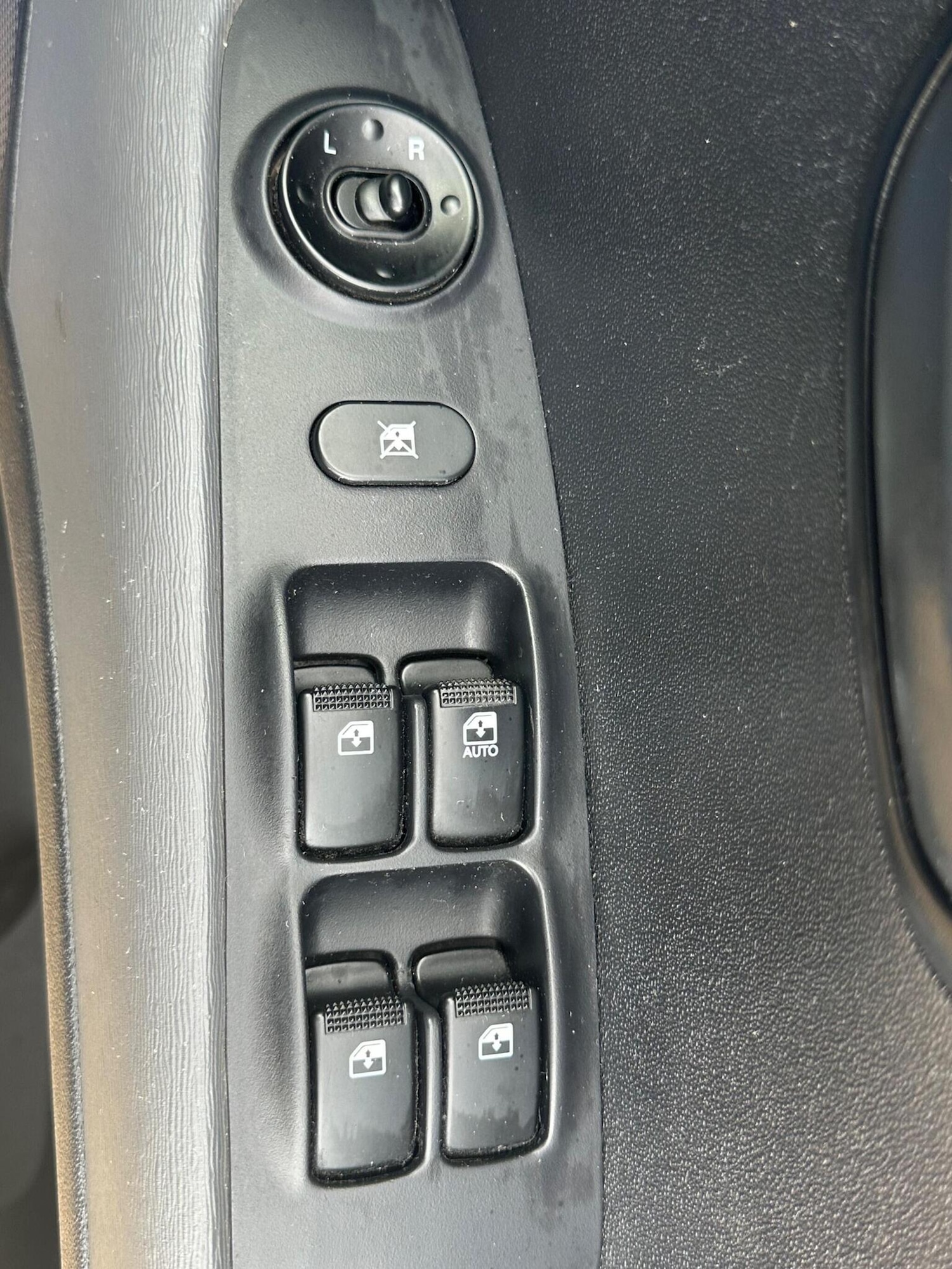 Used Hyundai i10 2012 for sale - 78135025: Photo 31