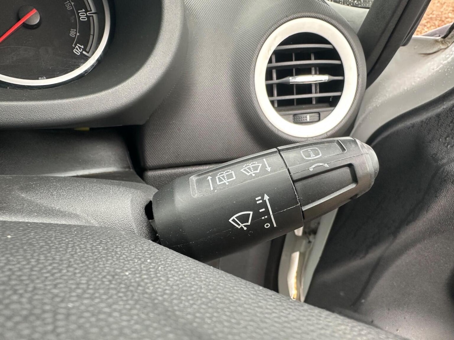 Used Vauxhall Corsa 2014 for sale - 77707311: Photo 19