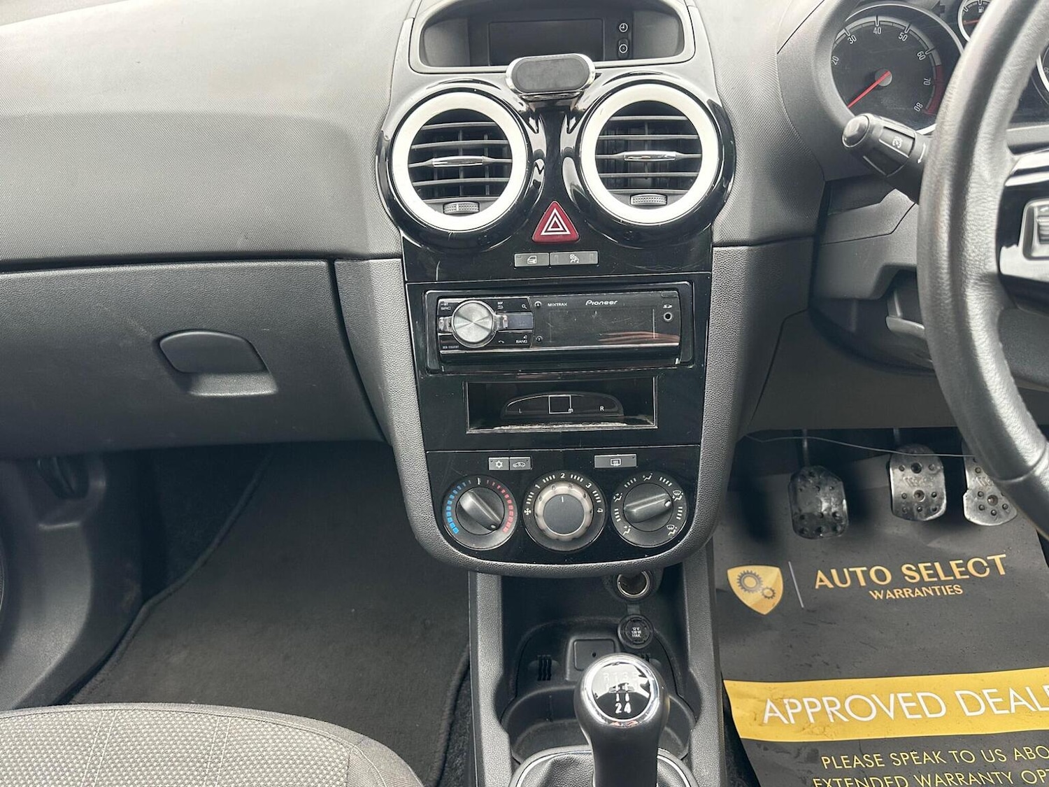 Used Vauxhall Corsa 2014 for sale - 77707311: Photo 23