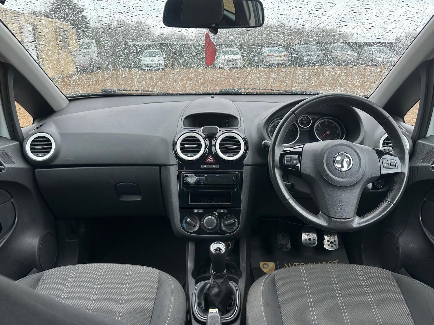 Used Vauxhall Corsa 2014 for sale - 77707311: Photo 27