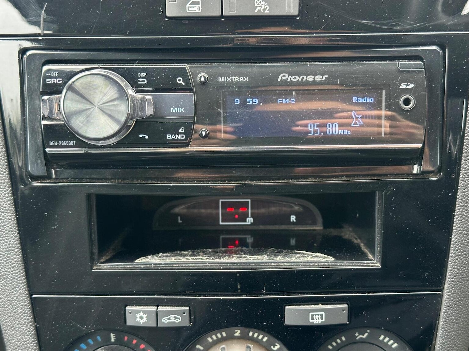 Used Vauxhall Corsa 2014 for sale - 77707311: Photo 33