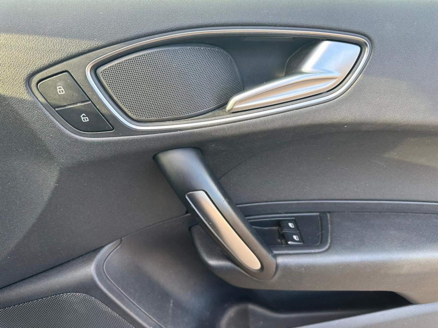 Used Audi A1 2013 for sale - 77668682: Photo 32