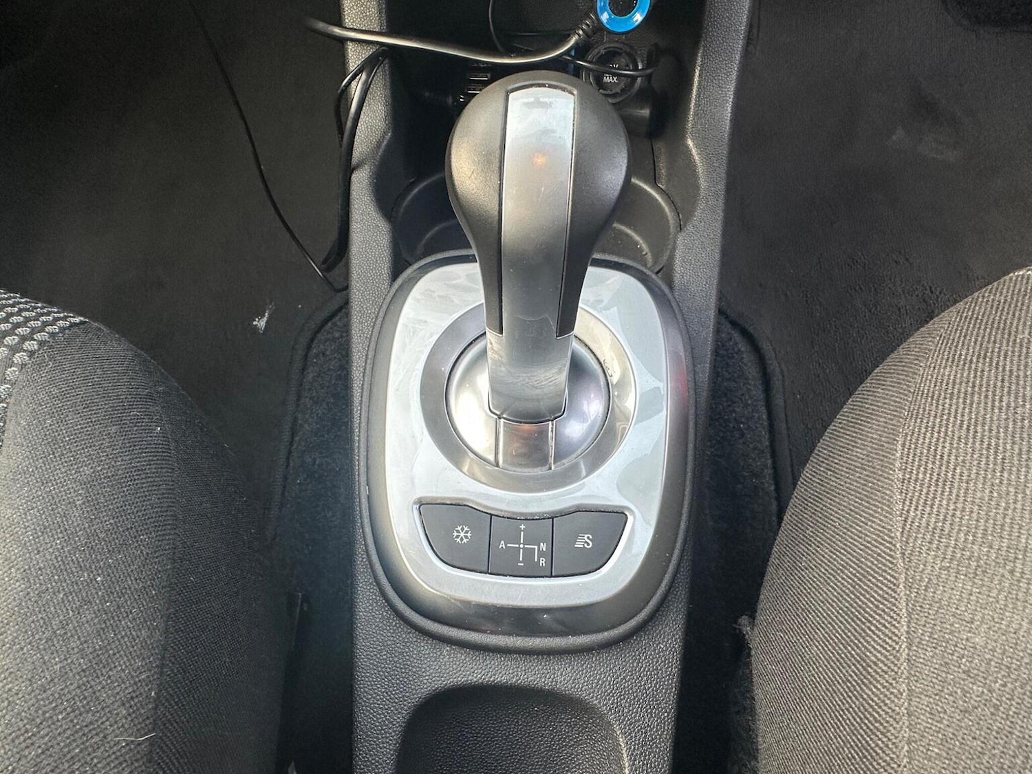 Used Vauxhall Corsa 2009 for sale - 77766409: Photo 24