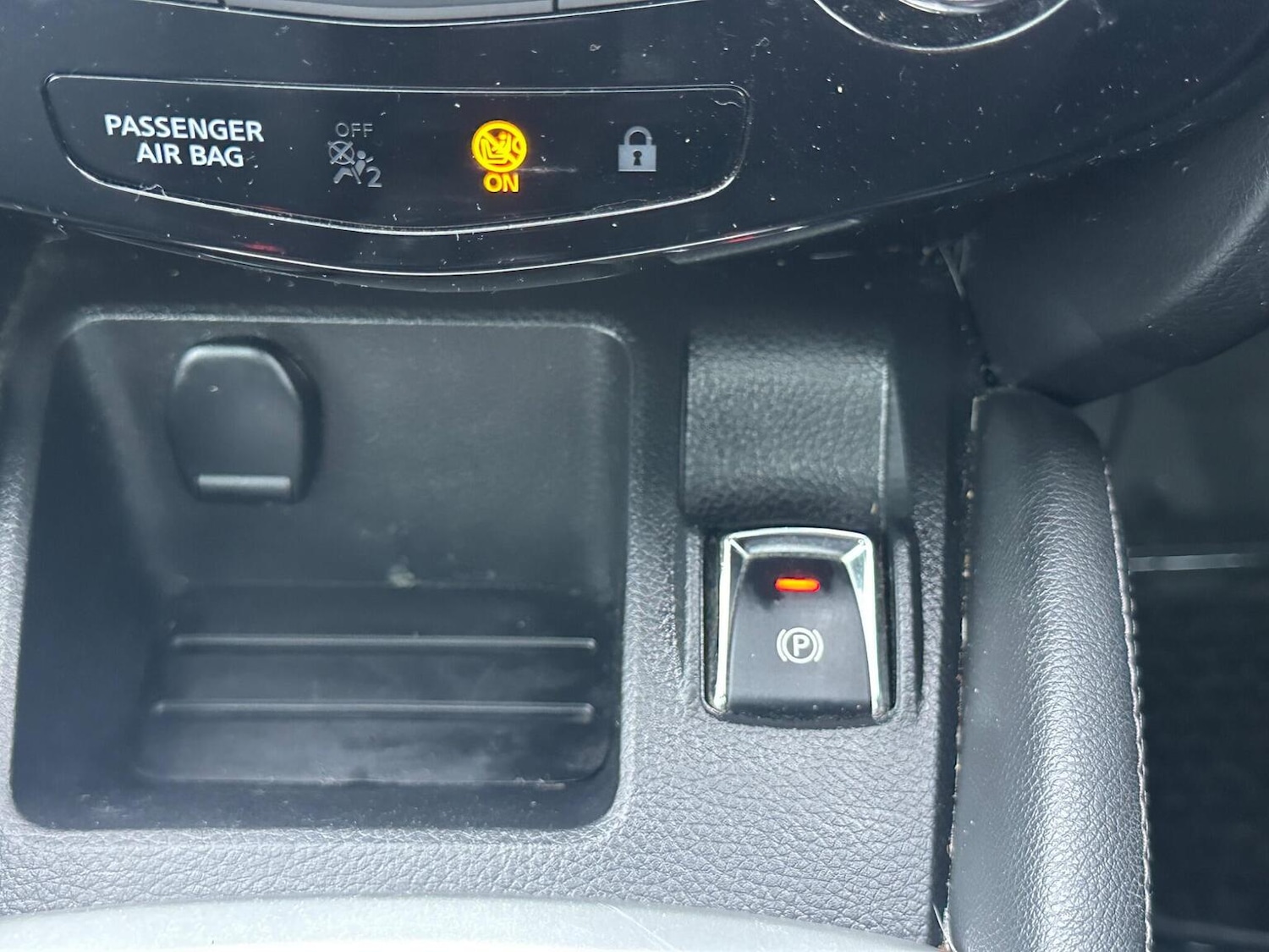 Used Nissan Qashqai 2015 for sale - 77668604: Photo 30