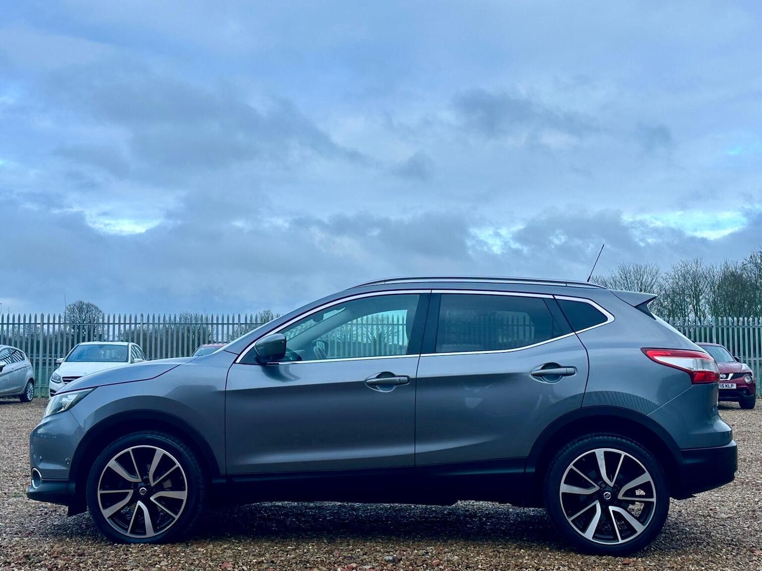 Used Nissan Qashqai 2015 for sale - 77668604: Photo 7