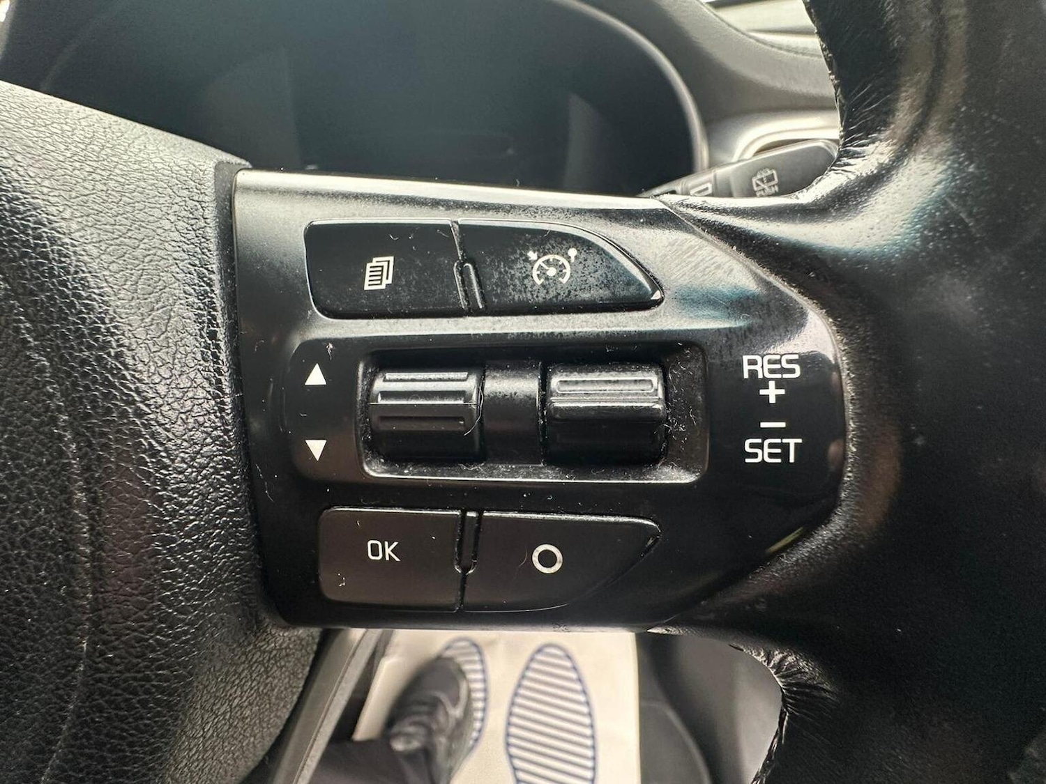 Used Kia Sorento 2015 for sale - 77668677: Photo 25