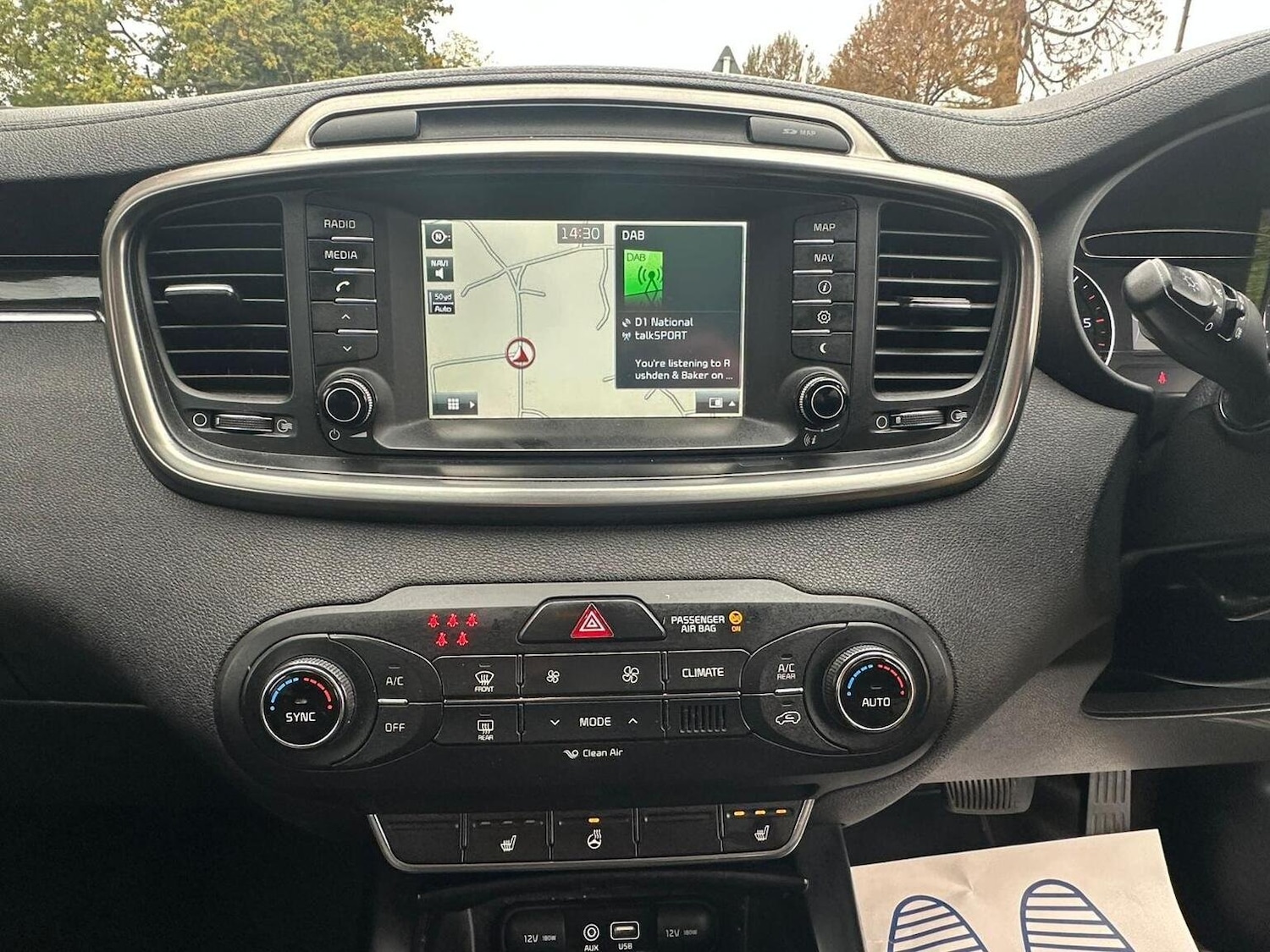 Used Kia Sorento 2015 for sale - 77668677: Photo 32