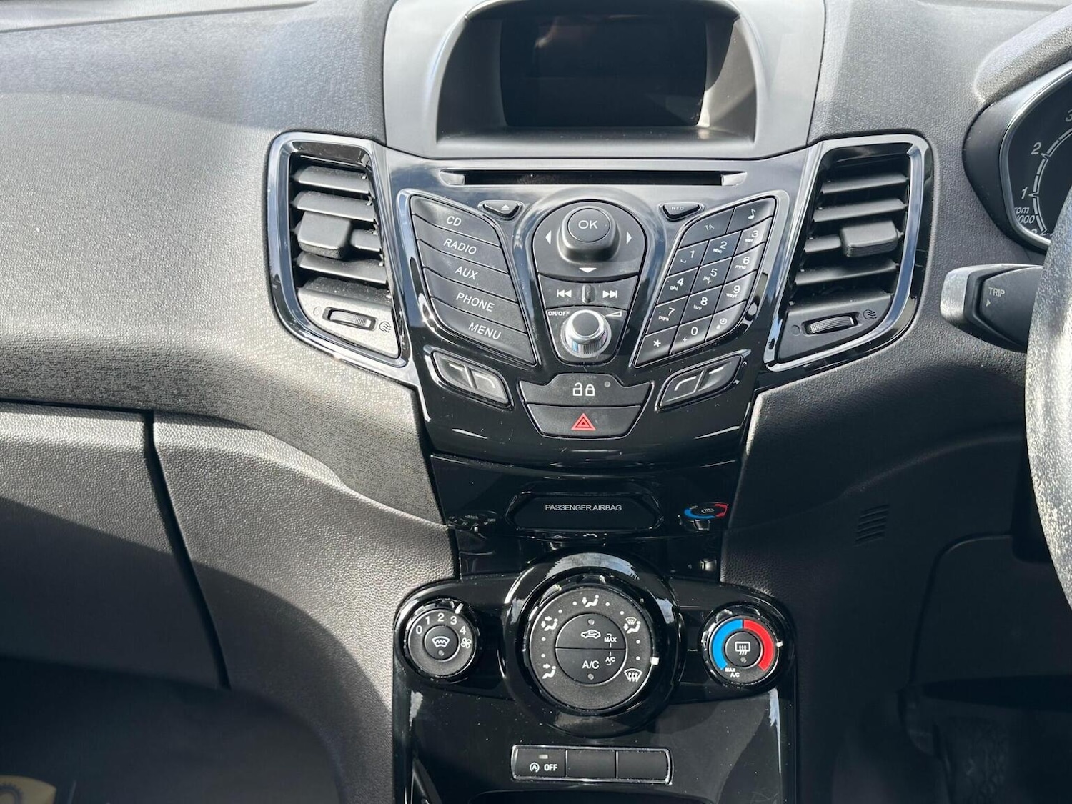 Used Ford Fiesta 2014 for sale - 78084508: Photo 23