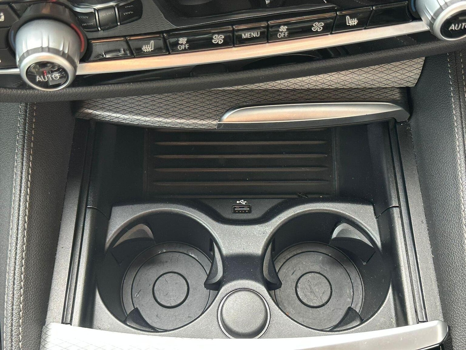 Used BMW 5 Series 2018 for sale - 77668670: Photo 15