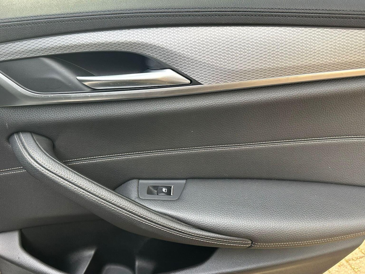 Used BMW 5 Series 2018 for sale - 77668670: Photo 26