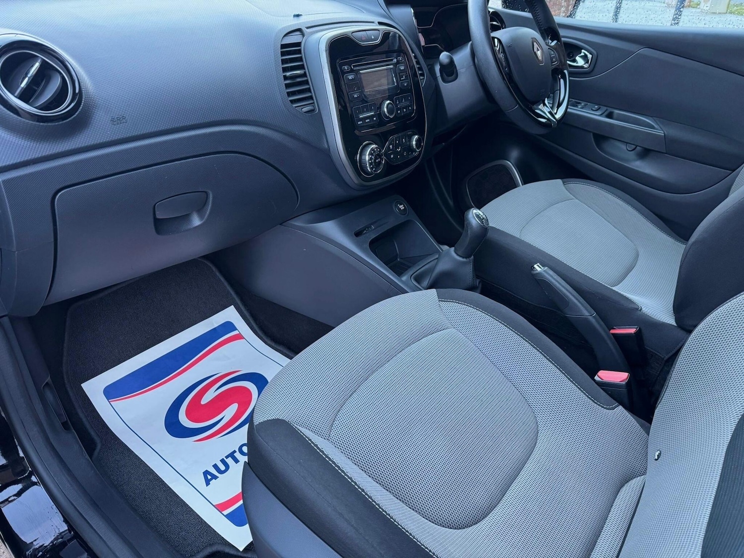 Used Renault Captur 2013 for sale - 77175657: Photo 18