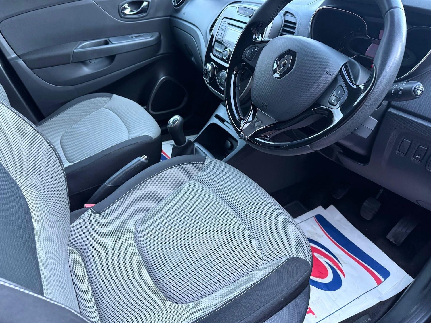 Used Renault Captur 2013 for sale - 77175657: Photo 19