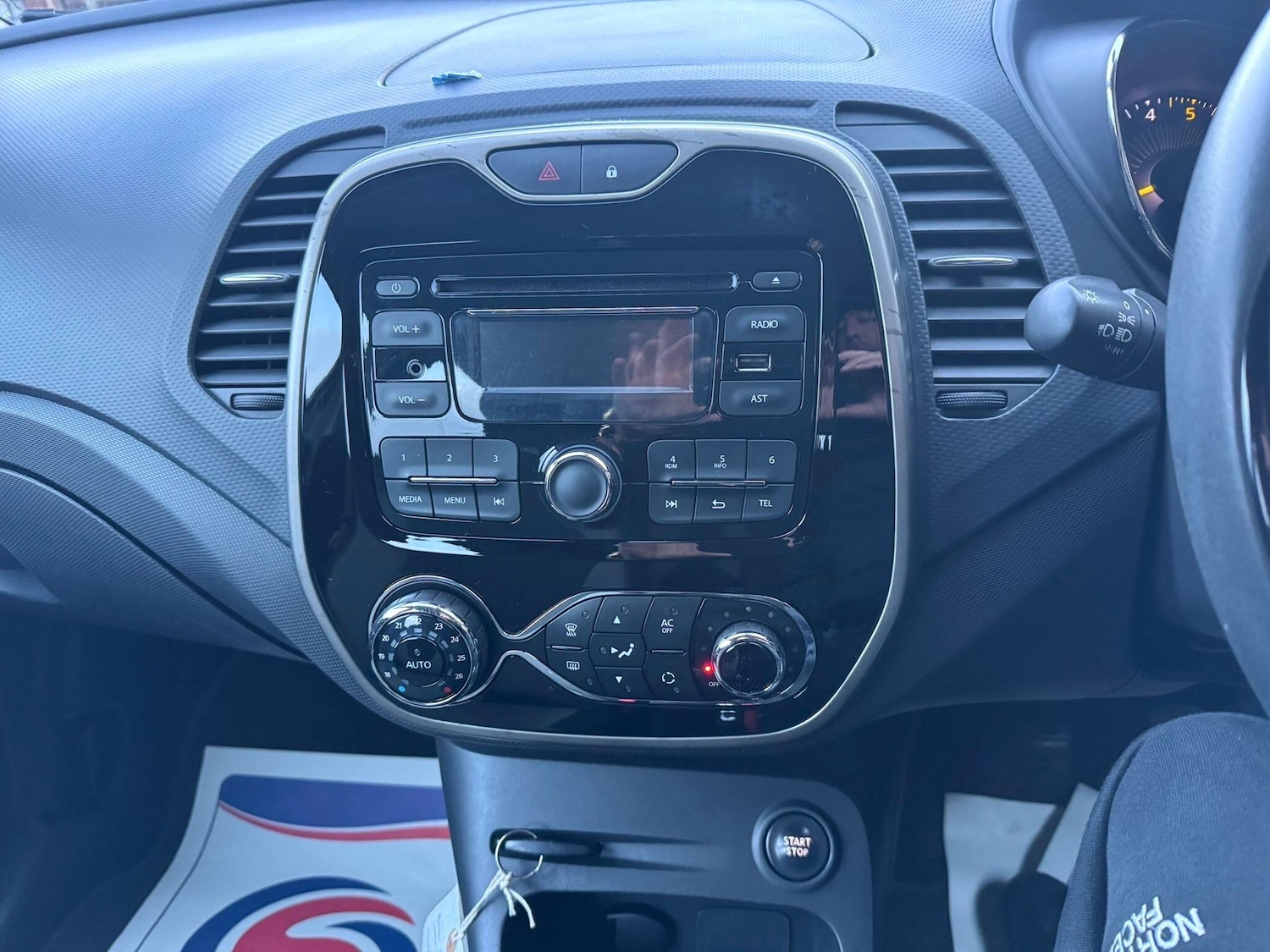 Used Renault Captur 2013 for sale - 77175657: Photo 31