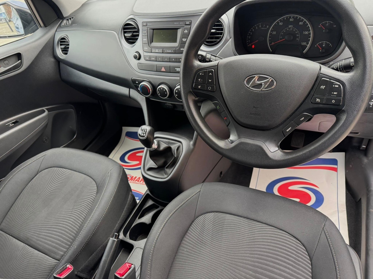 Used Hyundai i10 for sale - 77425930: Photo 21