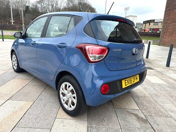 Used Hyundai i10 2018 for sale - 77425930: Photo