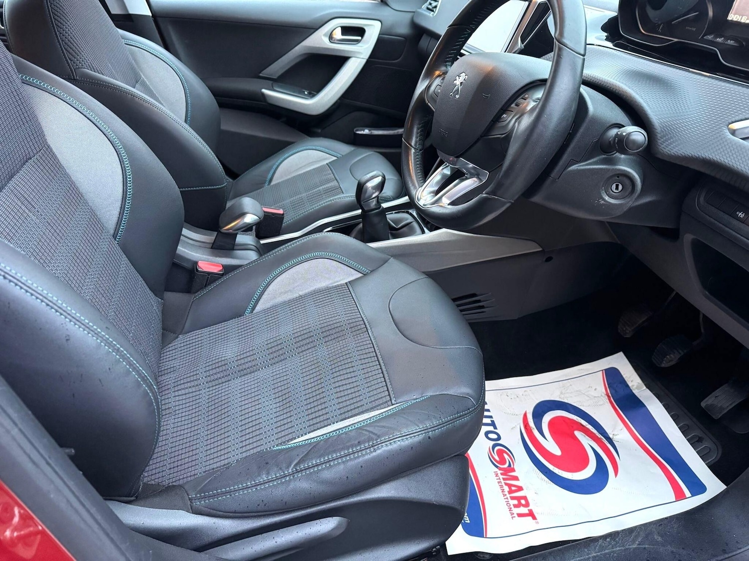 Used Peugeot 2008 2015 for sale - 76913495: Photo 21