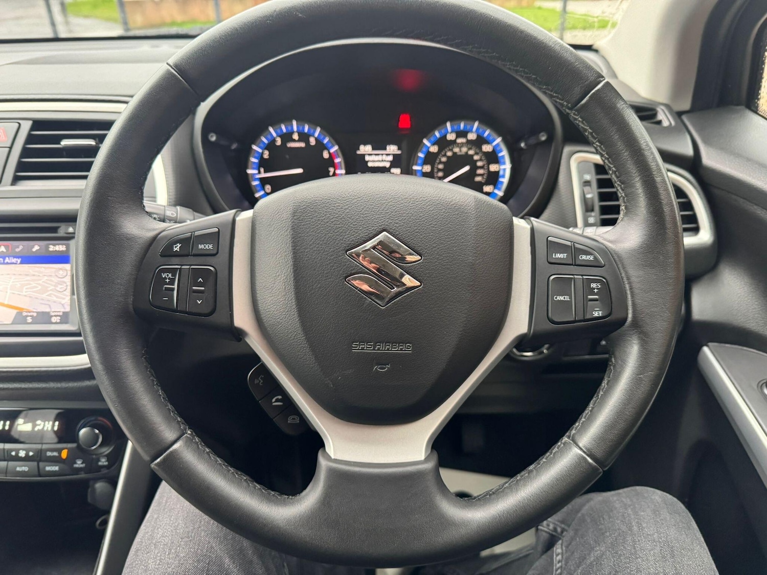 Used Suzuki SX4 S-Cross 2013 for sale - 76886103: Photo 37