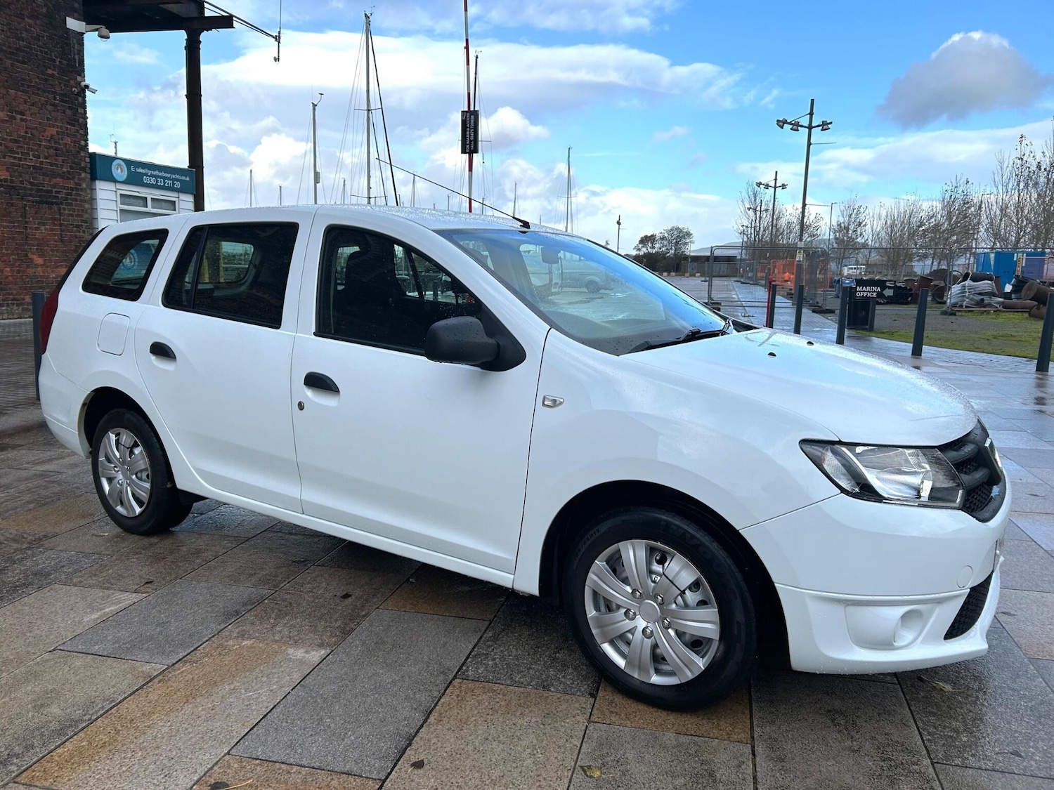 Used Dacia Logan MCV 2015 for sale - 76399250: Photo 1