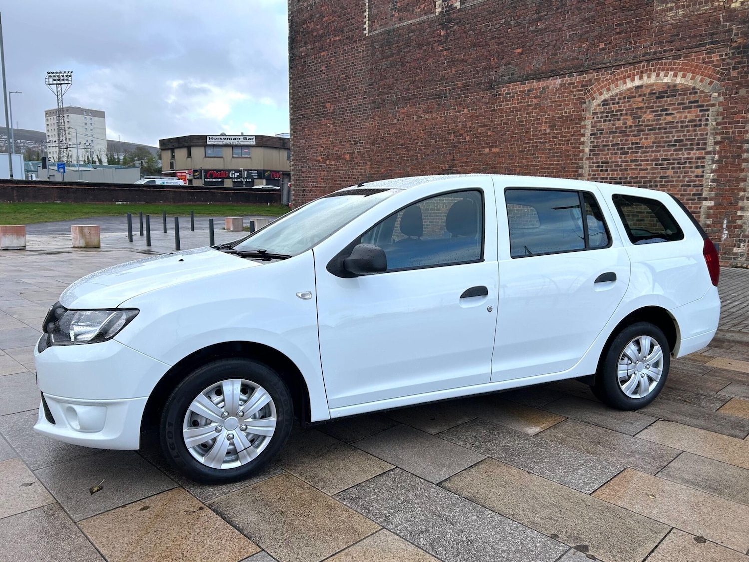 Used Dacia Logan MCV 2015 for sale - 76399250: Photo 10