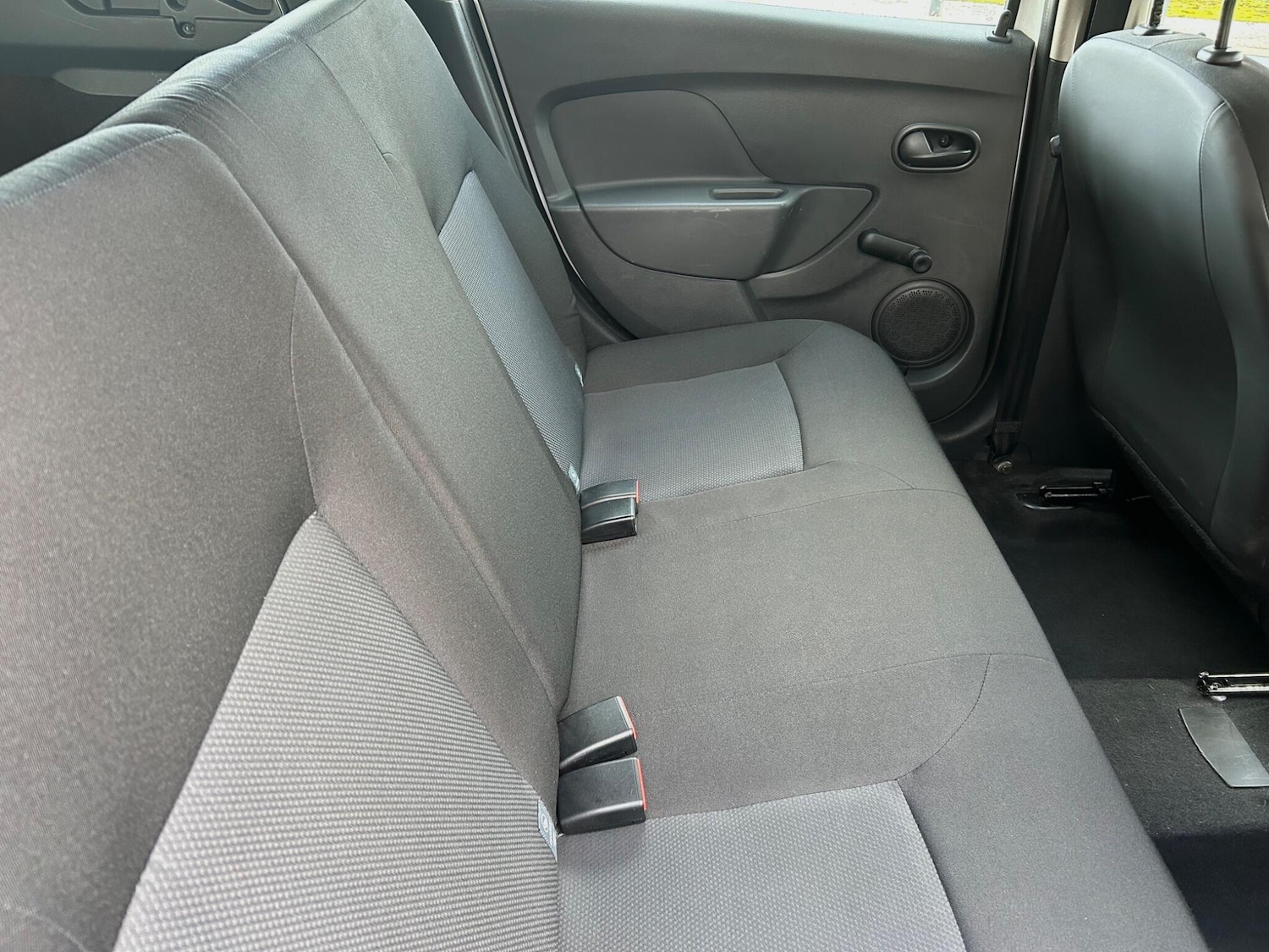 Used Dacia Logan MCV 2015 for sale - 76399250: Photo 18