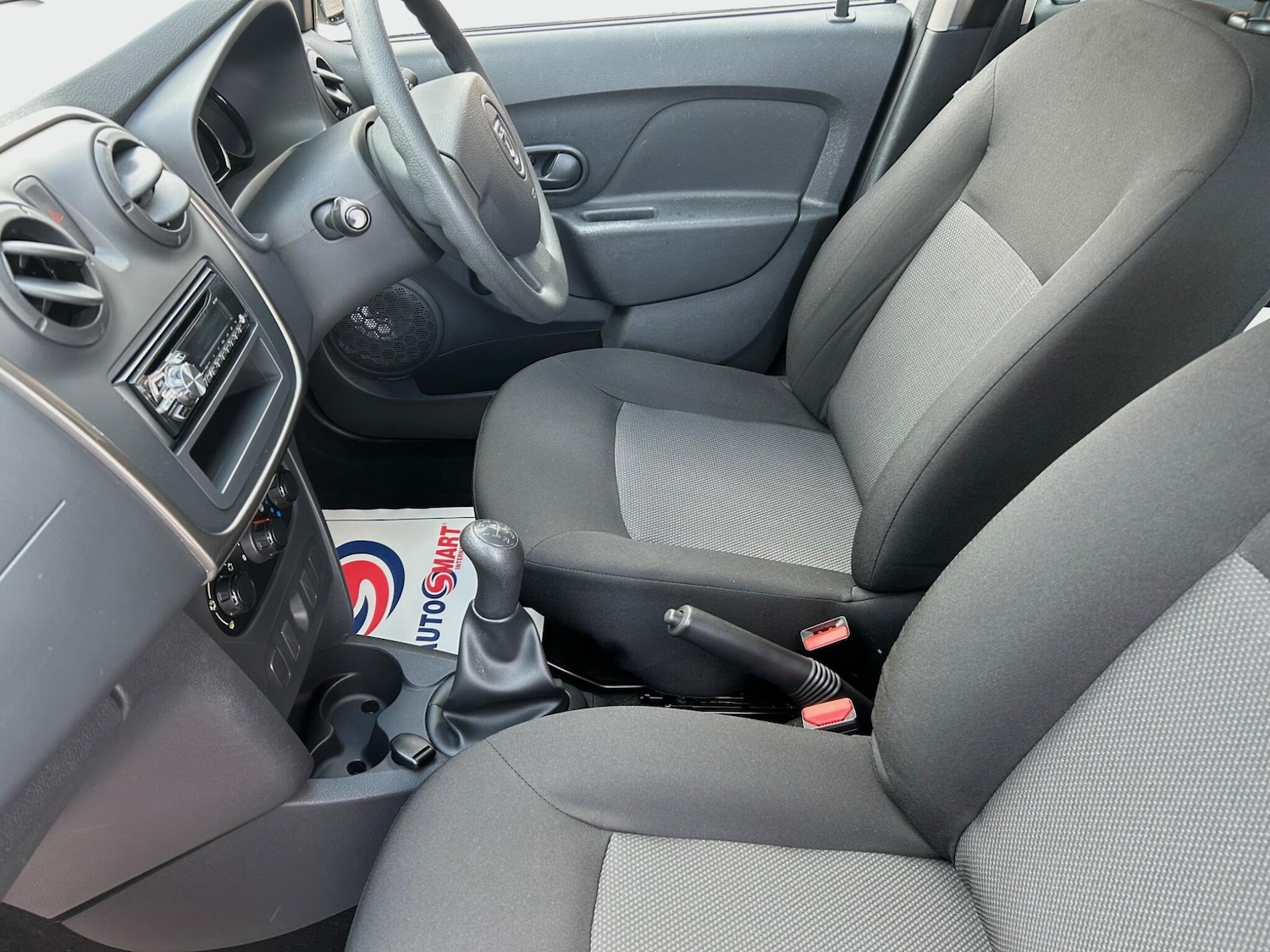 Used Dacia Logan MCV 2015 for sale - 76399250: Photo 19