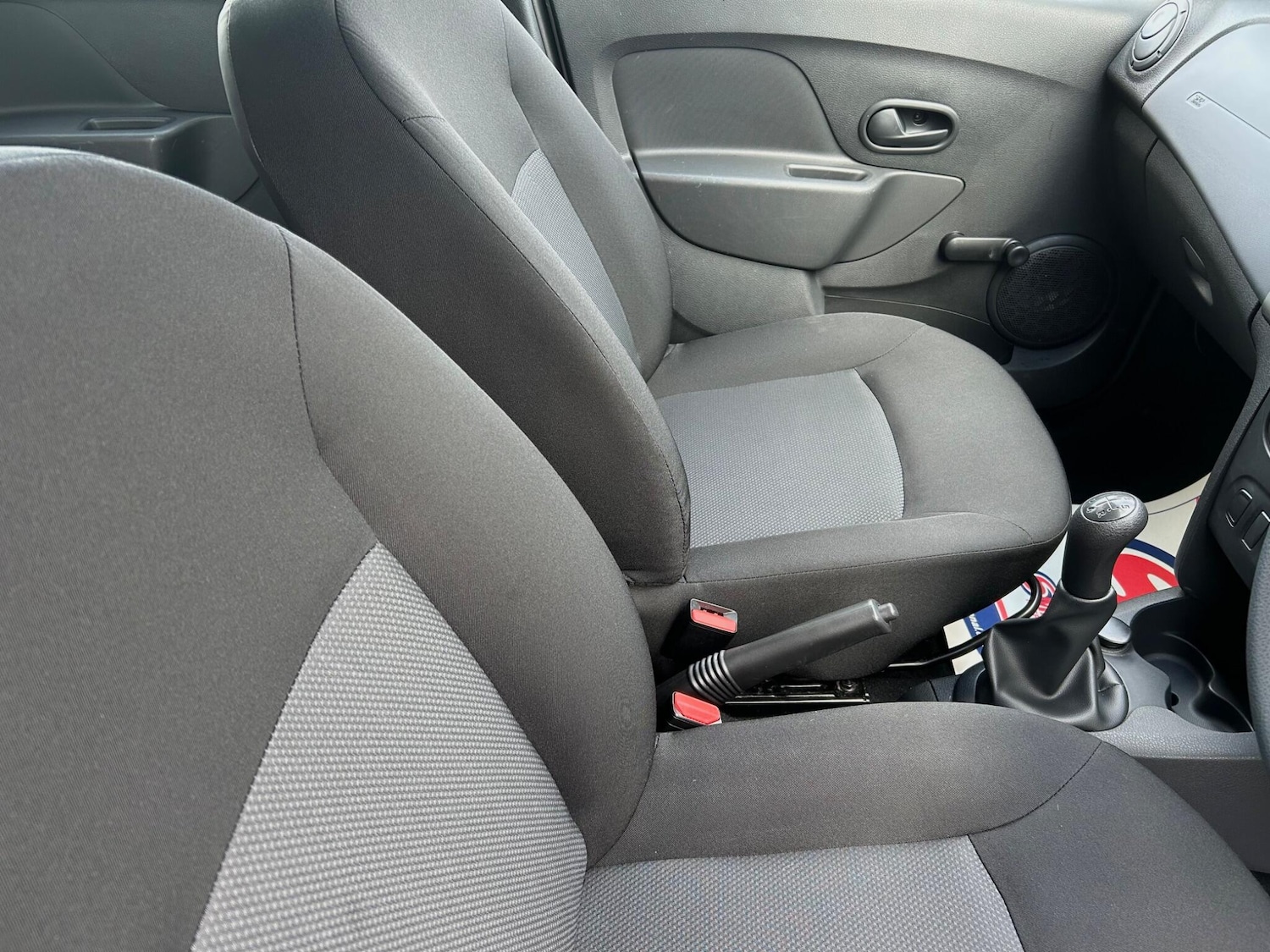 Used Dacia Logan MCV 2015 for sale - 76399250: Photo 20