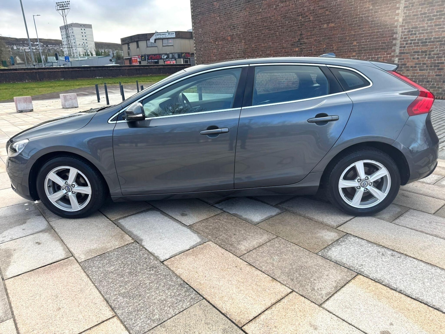 Used Volvo V40 for sale - 78100767: Photo 11