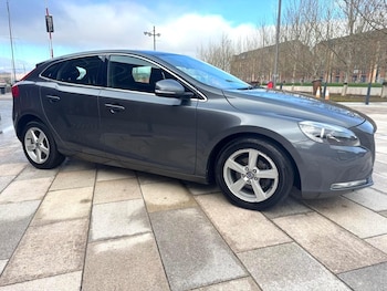 Used Volvo V40 2013 for sale - 78100767: Photo