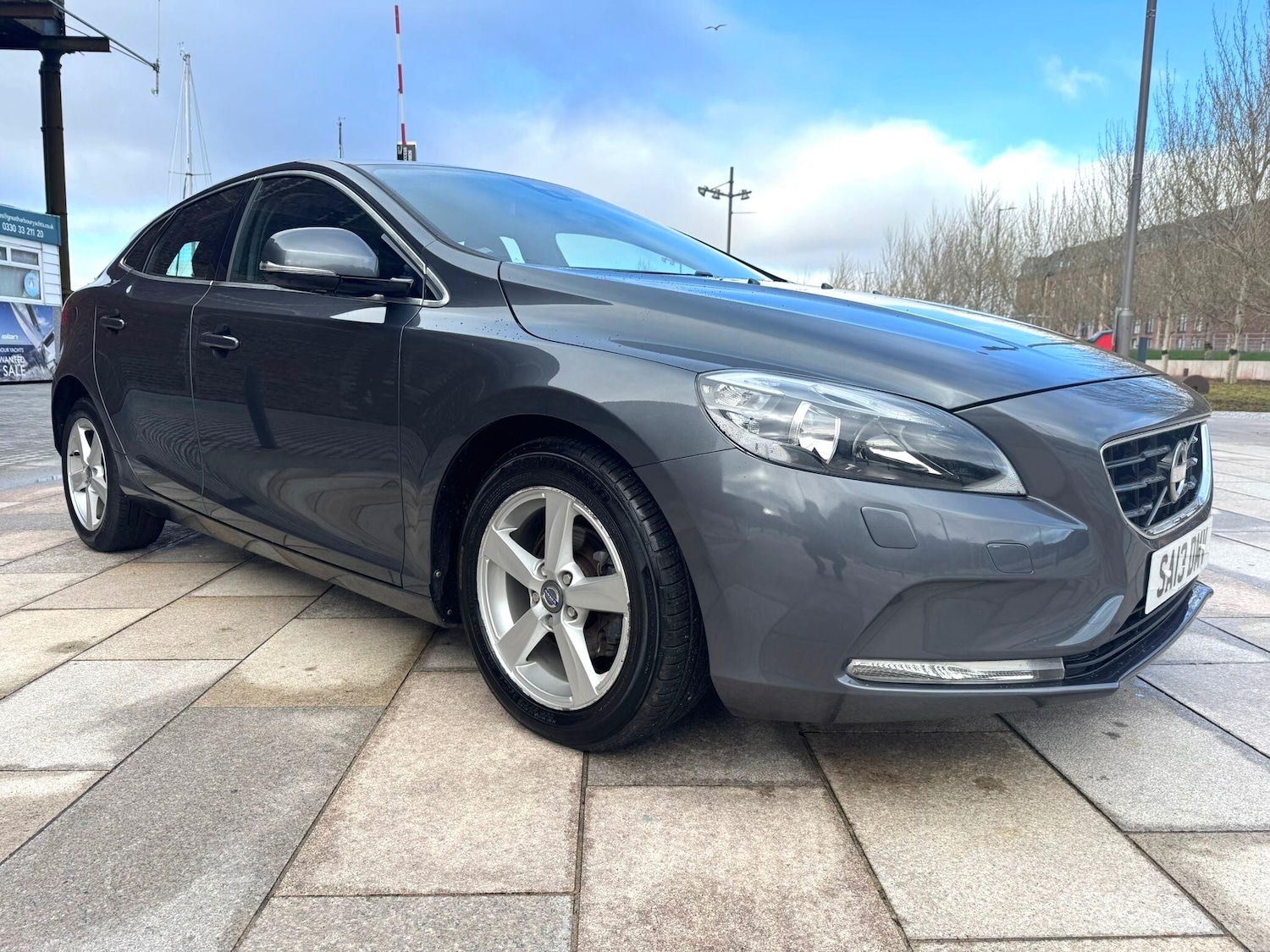 Used Volvo V40 for sale - 78100767: Photo 5