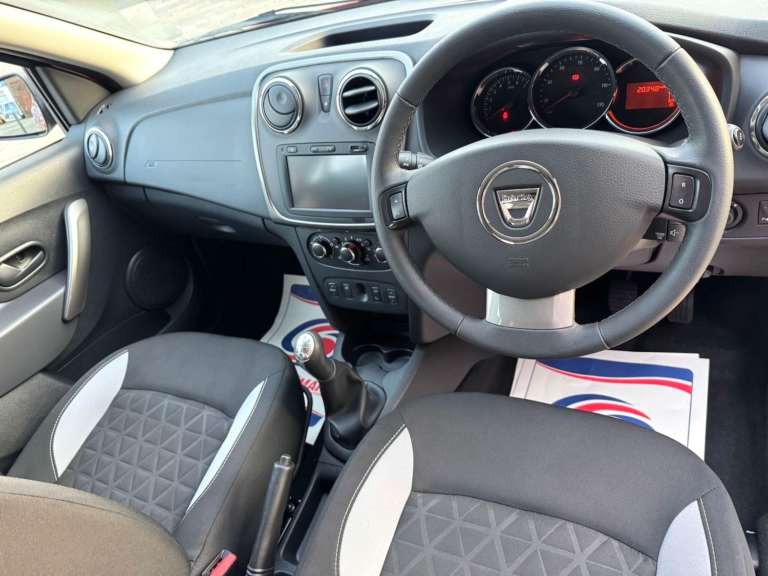 Used Dacia Sandero Stepway 2014 for sale - 76952670: Photo 14