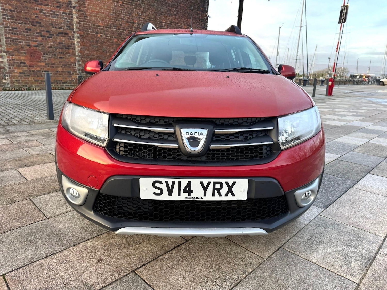 Used Dacia Sandero Stepway 2014 for sale - 76952670: Photo 2
